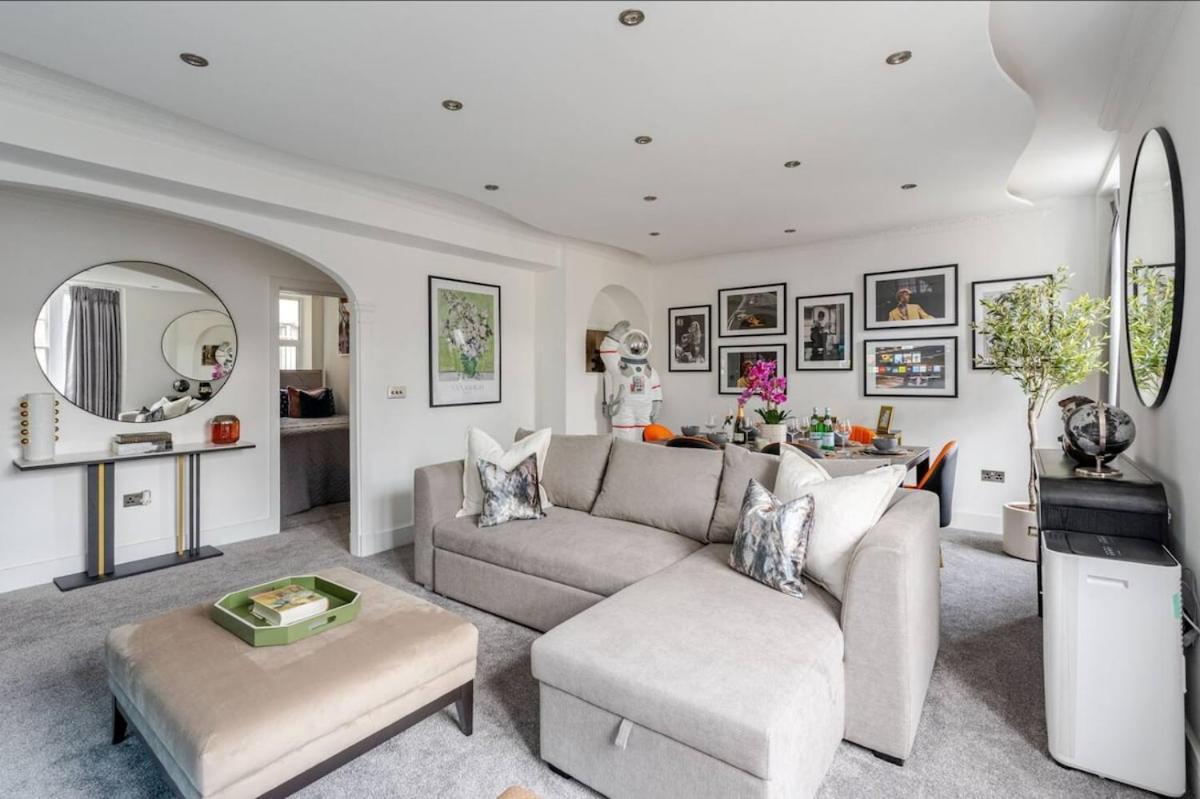 Exquisite 5 Bed Penthouse Appartamento *
