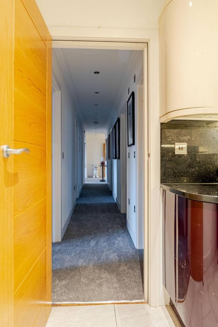 Exquisite 5 Bed Penthouse Londra